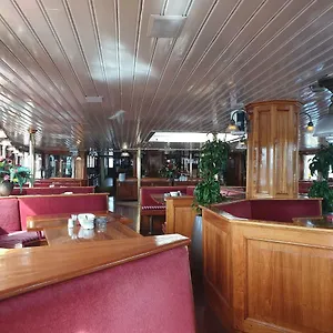 https://kapitein-anna.amsterdamhotelsnl.com