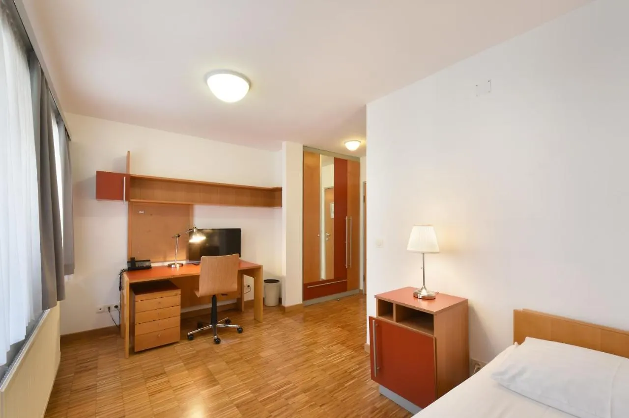 Hotel Korotan Viena 3*,  Áustria