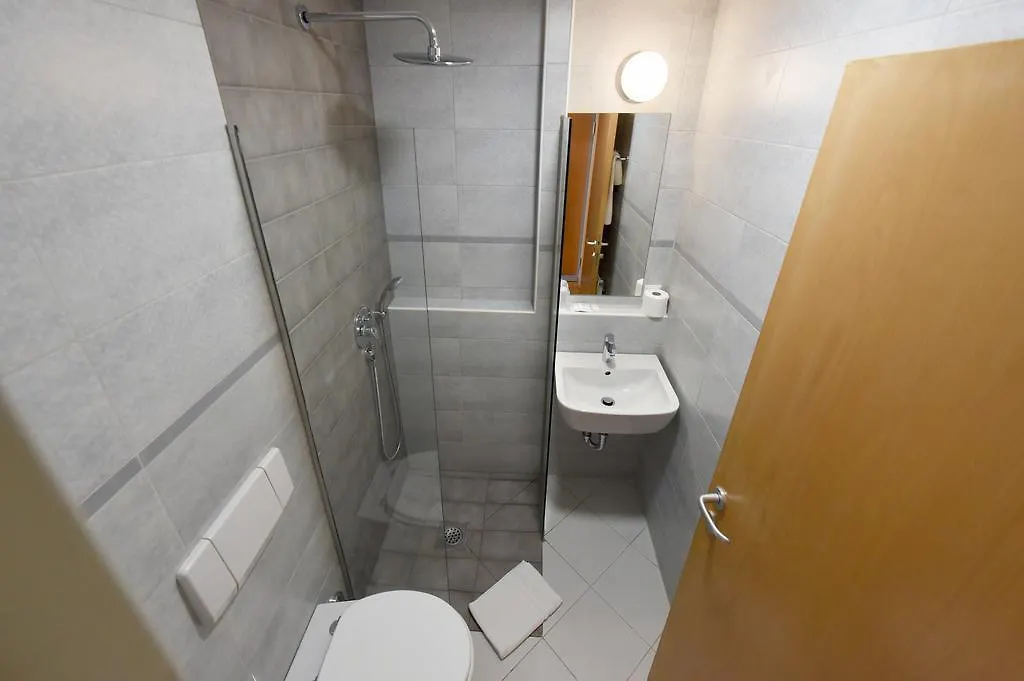 Hotel Korotan Viena 3*,  Áustria