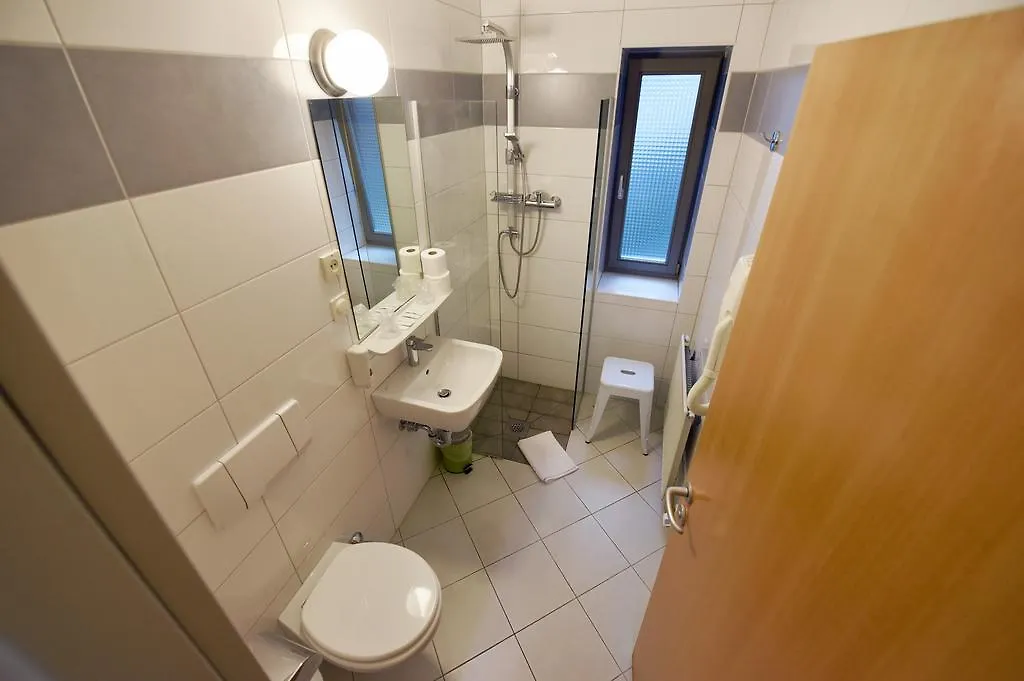 Hotel Korotan Viena