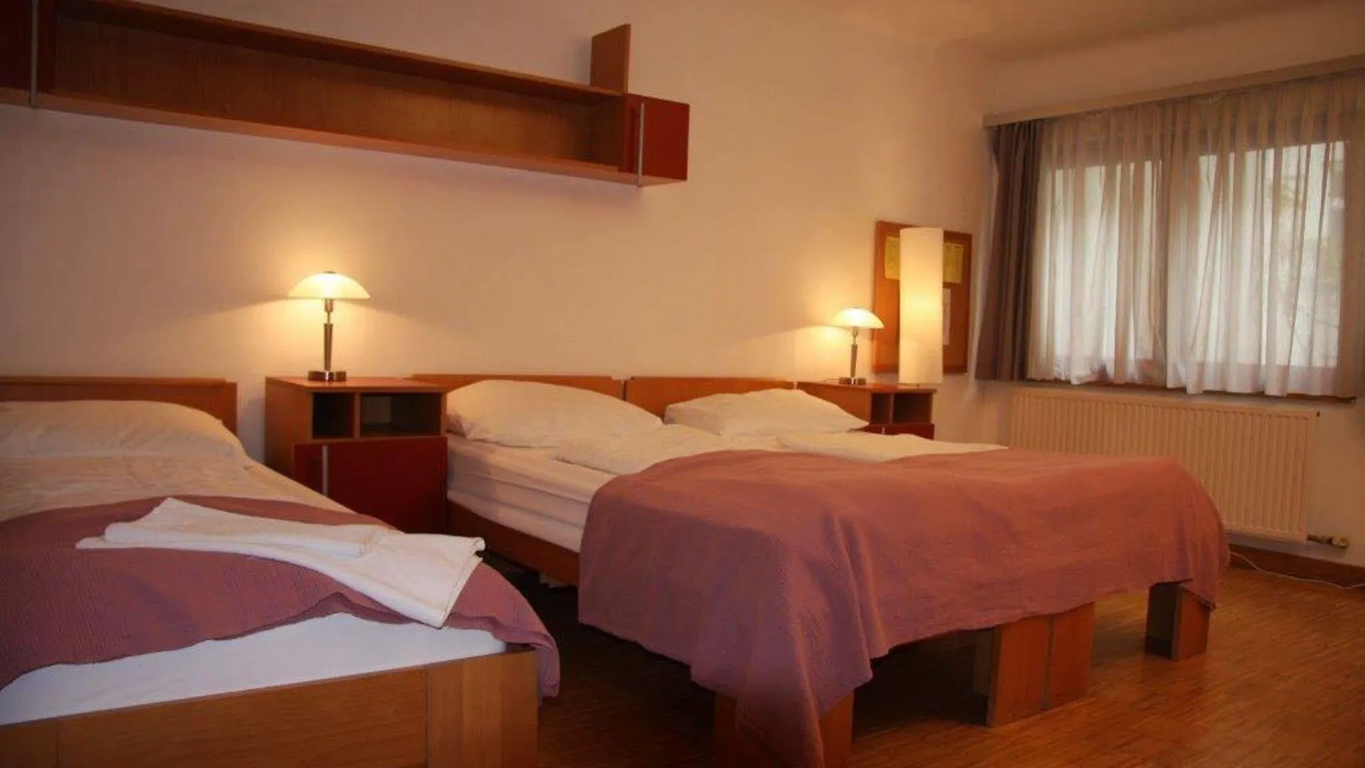 ***  Hotel Korotan Viena Áustria