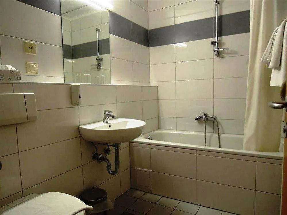 Hotel Korotan Viena